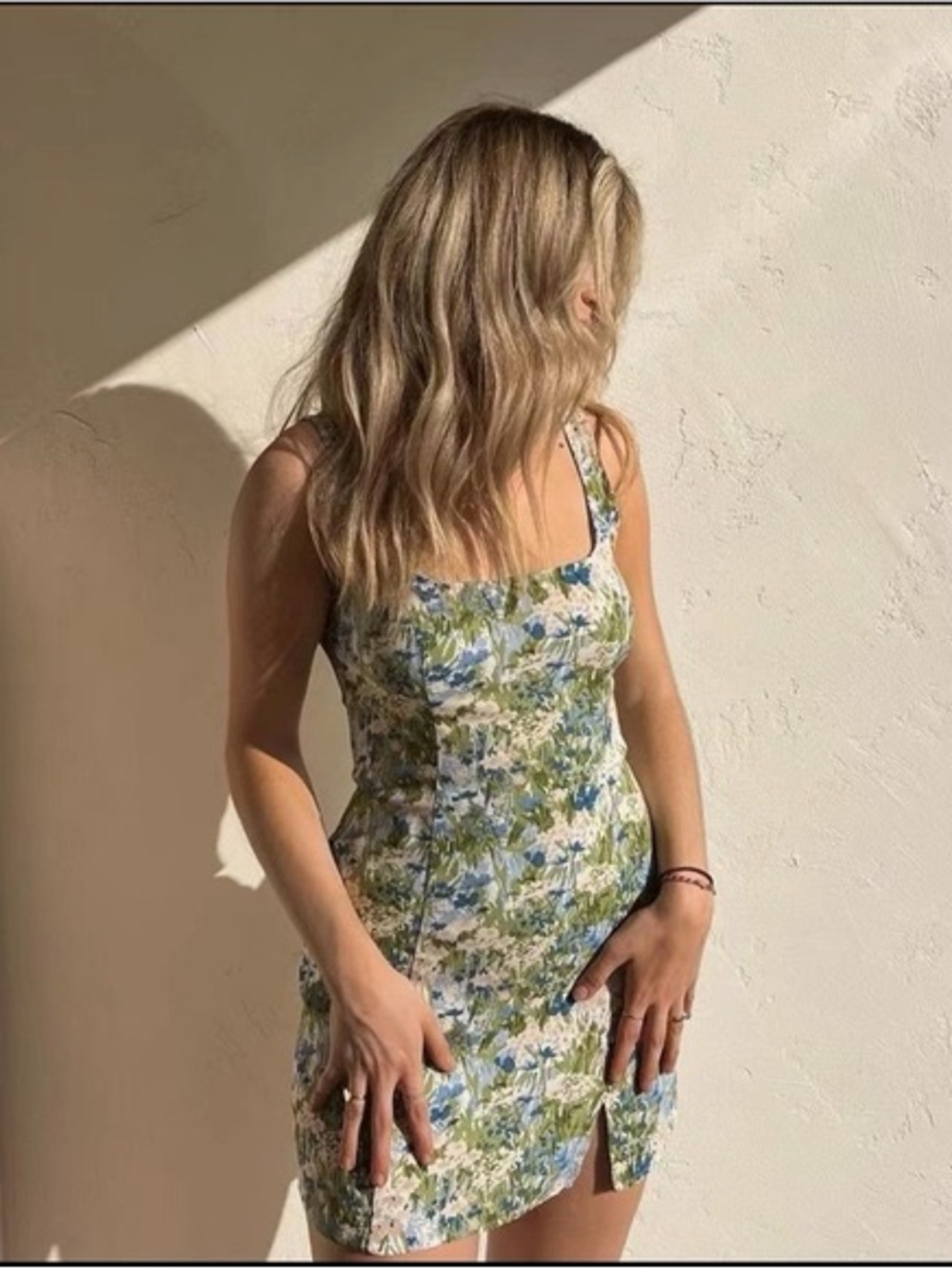 Reformation Noha mini dress size 0 floral multi sleeveless